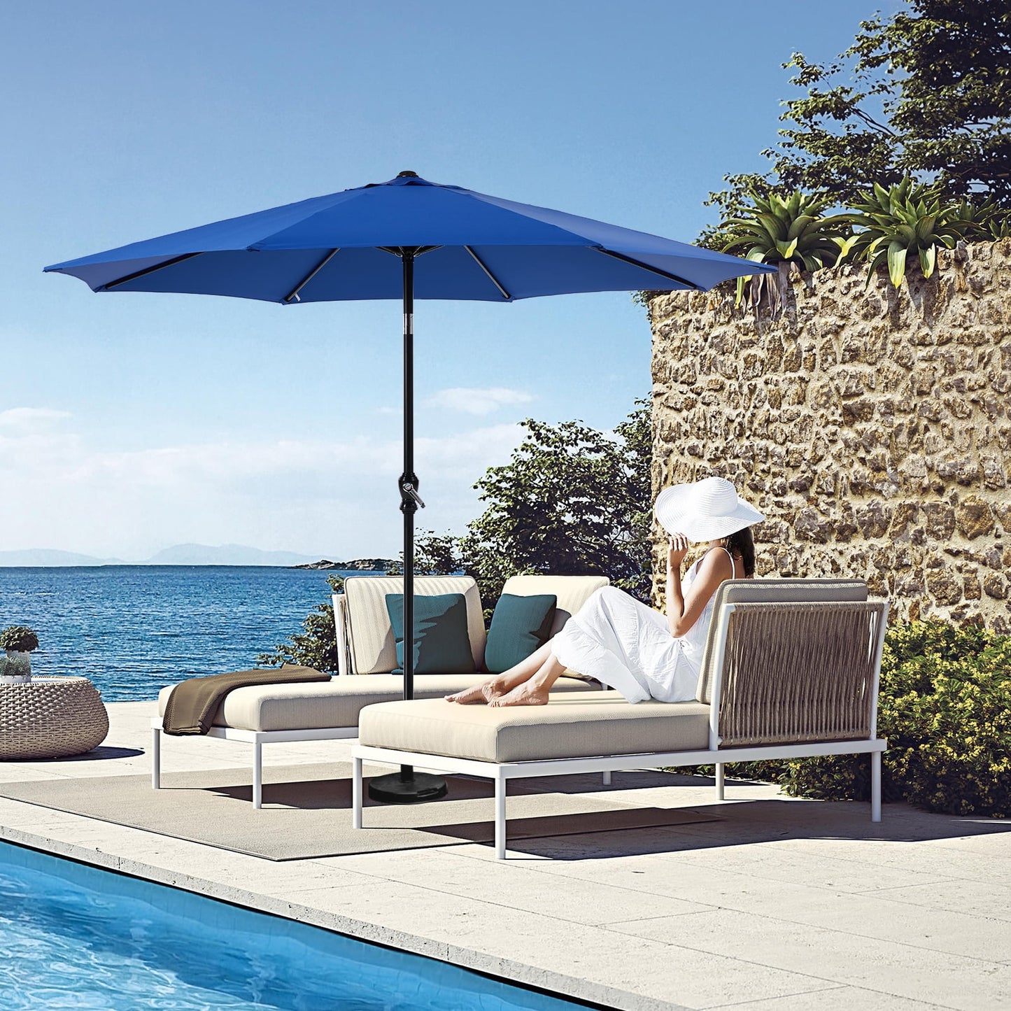 JOINSUN Outdoor Patio Umbrella with Push Button Tilt, 8 Robust Ribs, UV Protection, and Crank, Bule