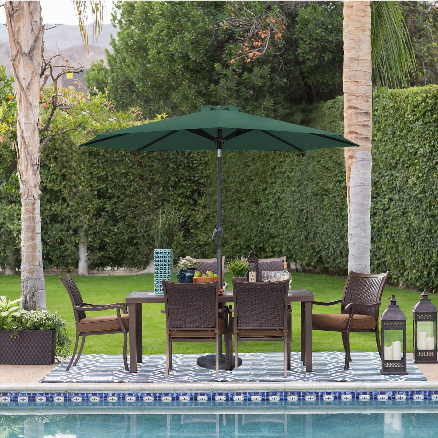 Lacoo 9' Green Patio Umbrella Outdoor Market Table Umbrella with Push Button Tilt, 8 Sturdy Ribs