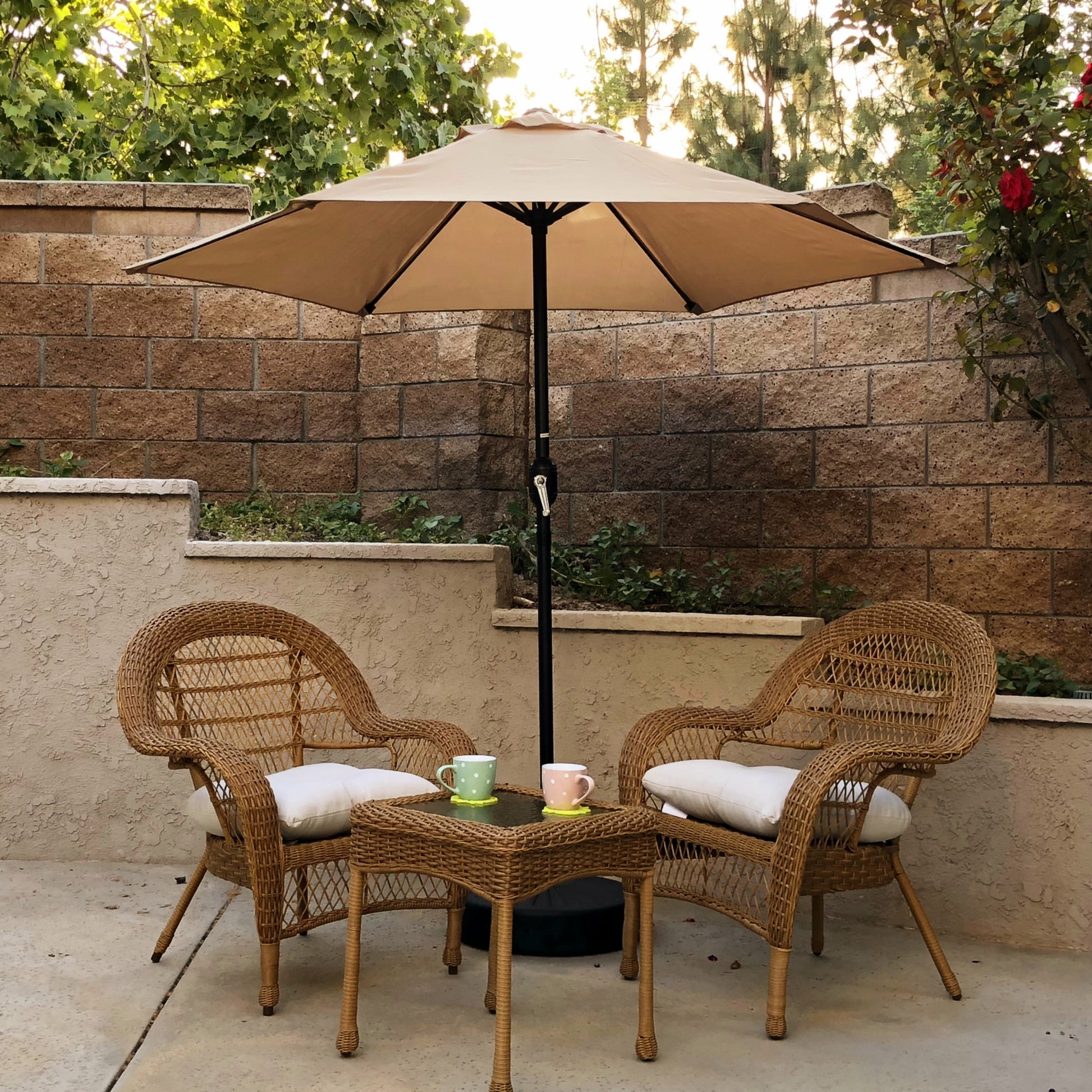 Abble 7.5ft Patio Umbrella with Crank Handle, Outdoor Market Umbrella with 6 Sturdy Umbrella Ribs Waterproof for Garden, Deck, Backyard, Pool, Tan